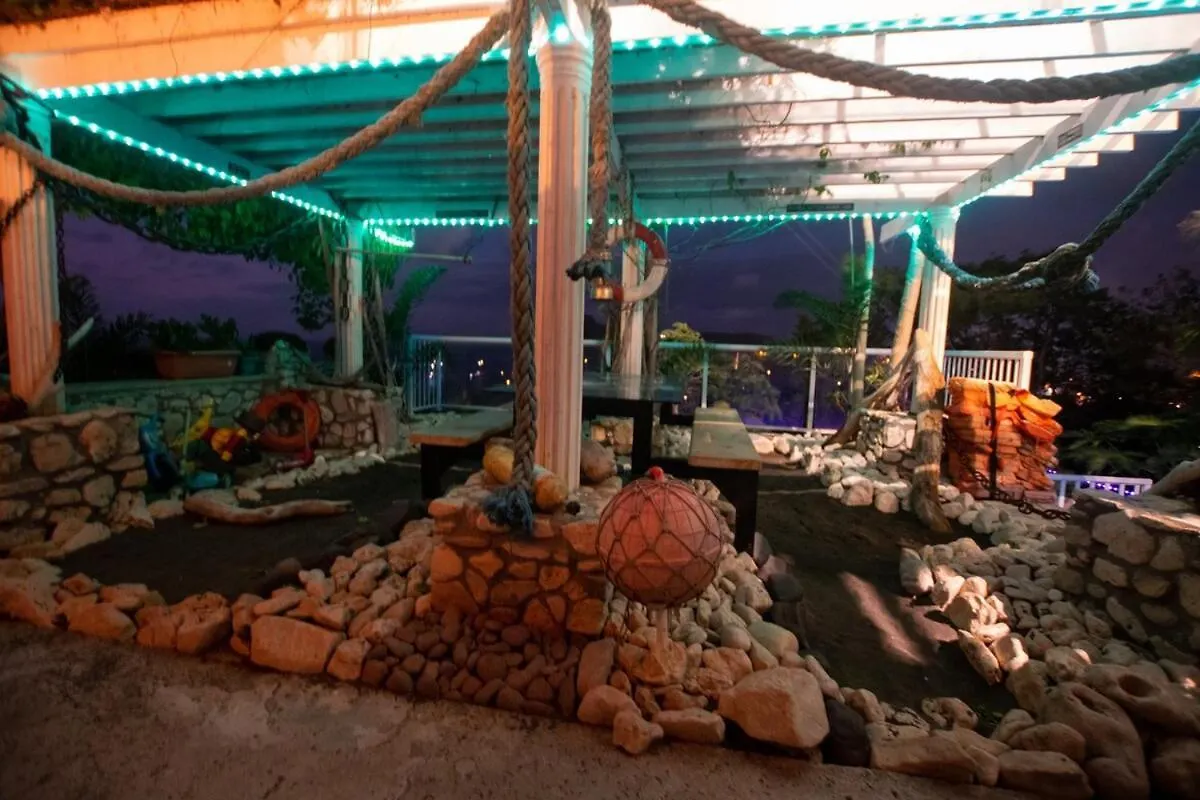Willa Onyx-- A Gem At Dee'S Pearl Carriacou Dom wakacyjny
